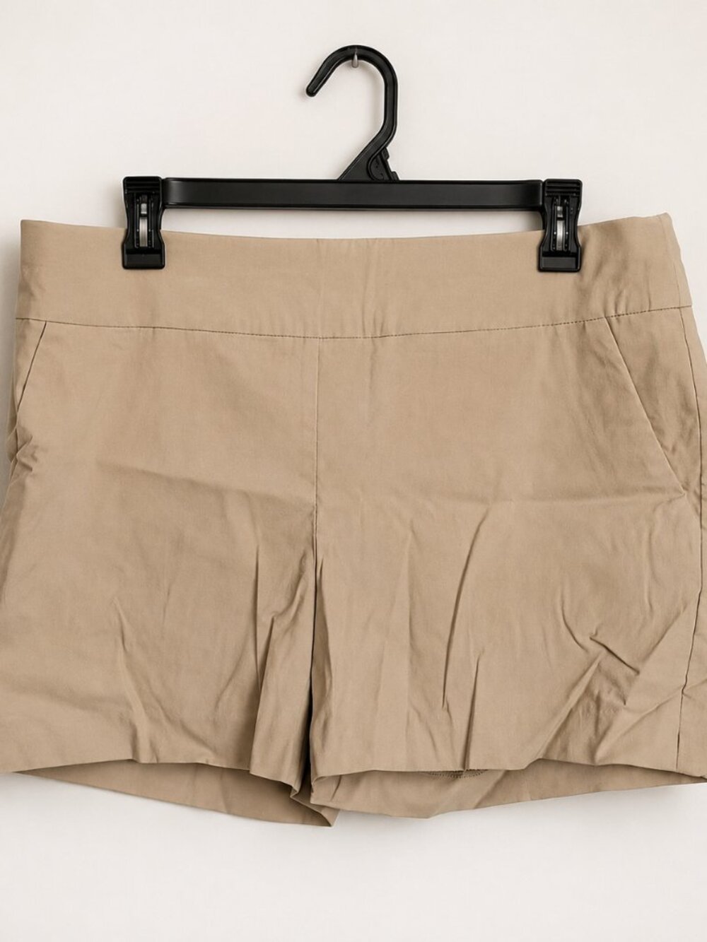 NY&Co Tan Tailored Dress Shorts Size L